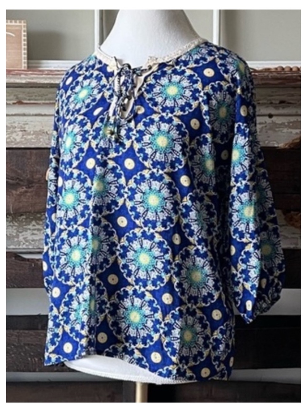 PEACH LOVE 3/4 Sleeve Boho Tunic/Top w/Crochet Neckline - Royal Blue Print SMALL